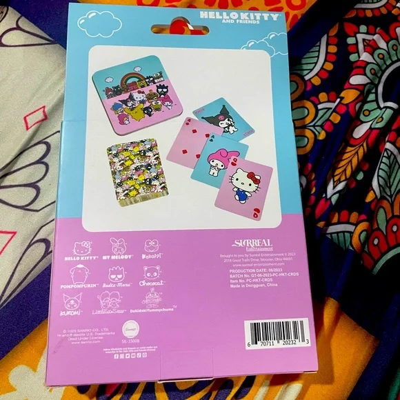Hello Kitty 52 playing cards-2 joker cards 1 storage tin - Picture 2 of 2